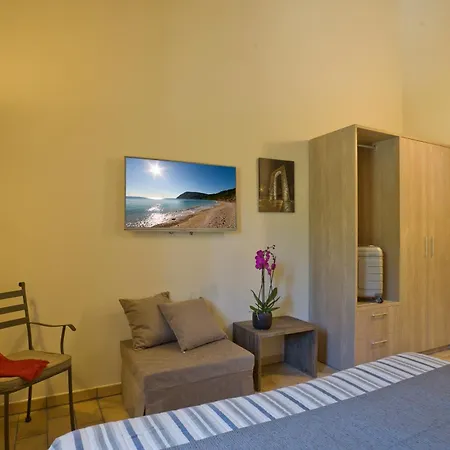 Alloggio per agriturismo Gens Camuria *