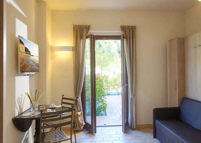 Gens Camuria 팜스테이