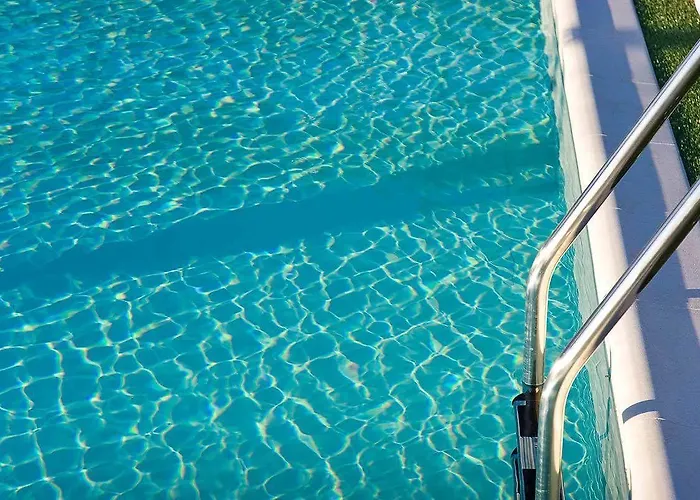 Κατάλυμα σε φάρμα Gens Camuria Camerano